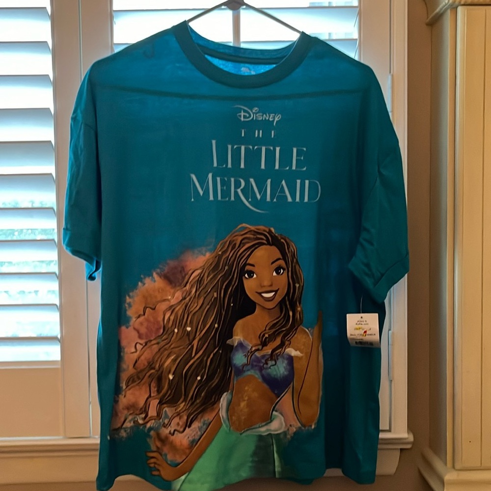 Disney little mermaid oversized tee size xs NWT